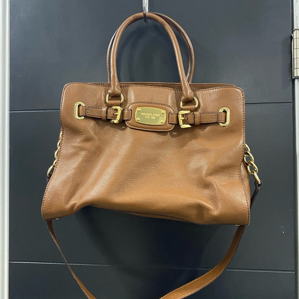 Micheal lots brown purse